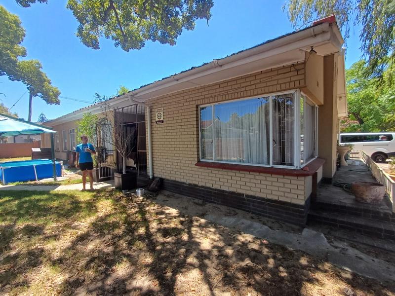 To Let 3 Bedroom Property for Rent in Soneike Western Cape